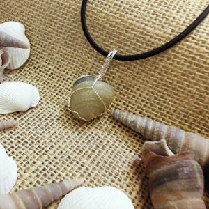 Tasmanian Agate (Natural) silver wire-wrapped by Niai Design